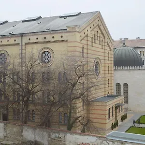 Synagogue View , Budapest Ungarn